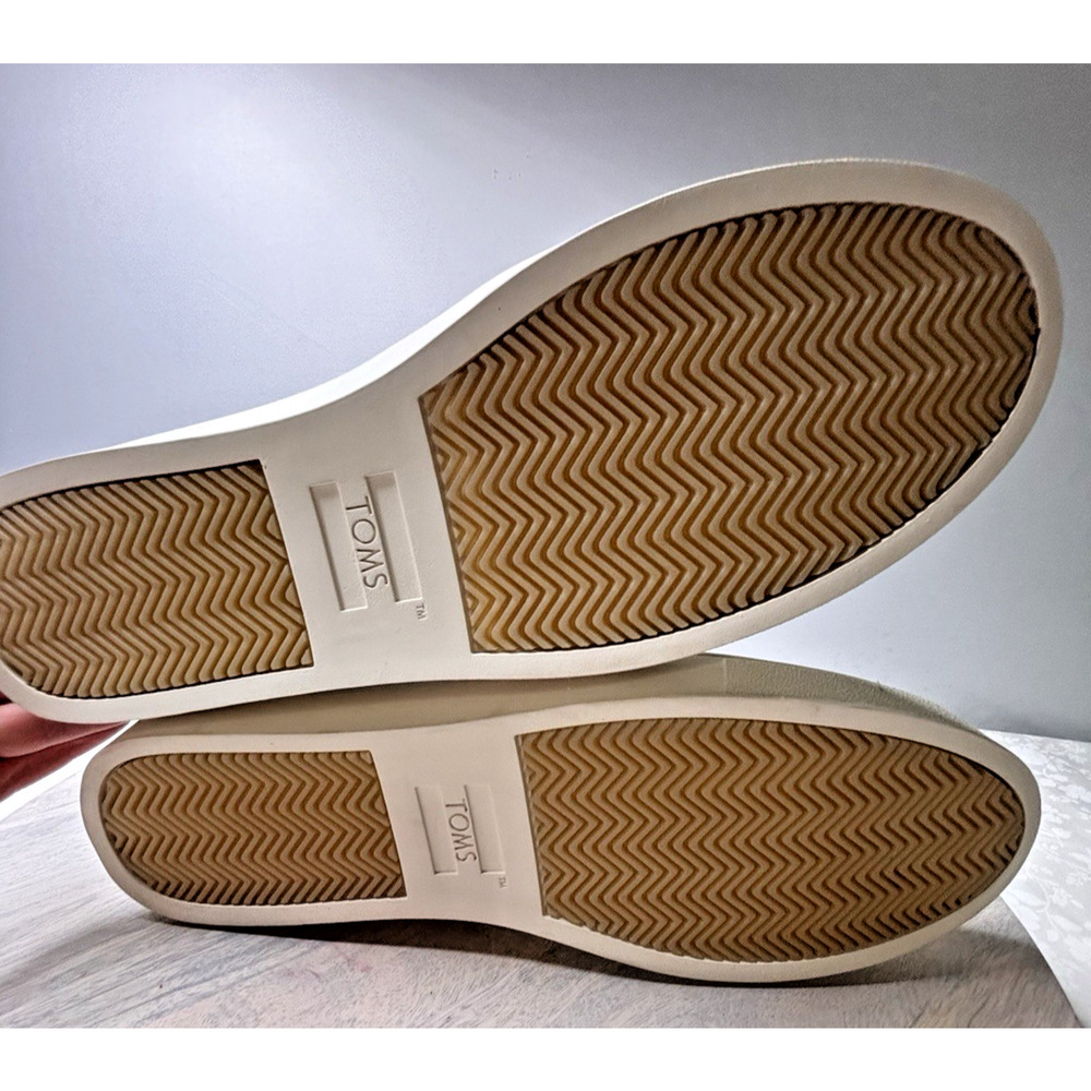 TOMS Gray Suede Slip-On Chelsea Sneakers Ankle Bootie Shoes Women’s Size 11 NWT - Picture 9 of 9